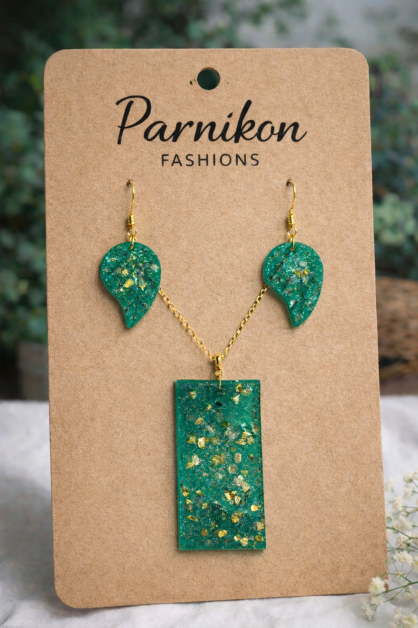 Pendant Set Leaf Peacock Green